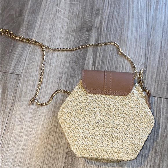 Super cute woven purse - Picture 4 of 7